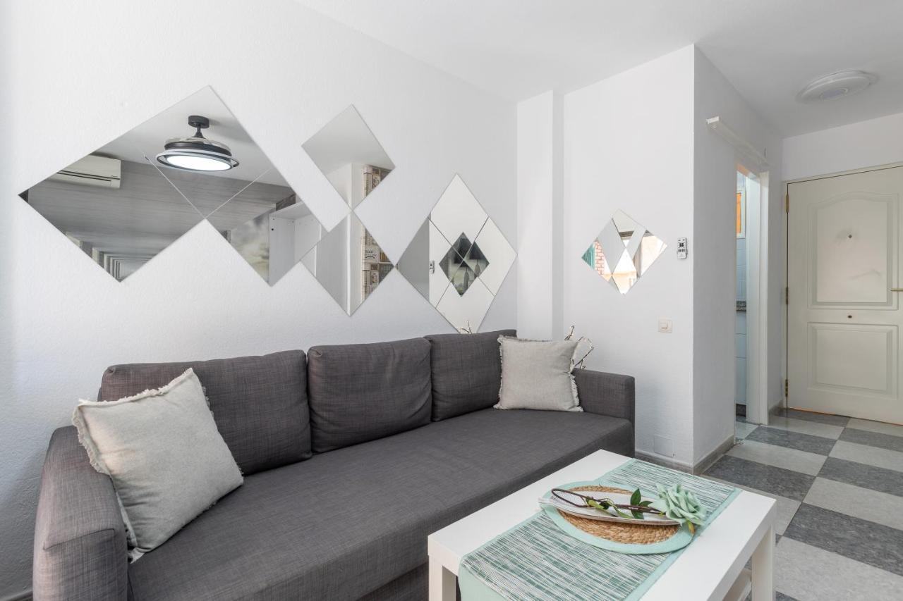 Aguila - Costa Del Sol Apartment เบนัลมาเดนา ภายนอก รูปภาพ
